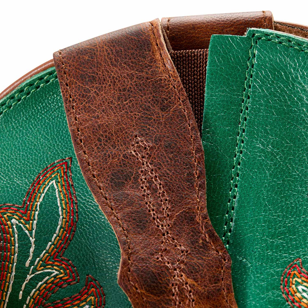 Ariat Women's Round Up Wide Square Toe StretchFit Western Boot – Full-Grain Leather | 11" Shaft | ATS® Technology