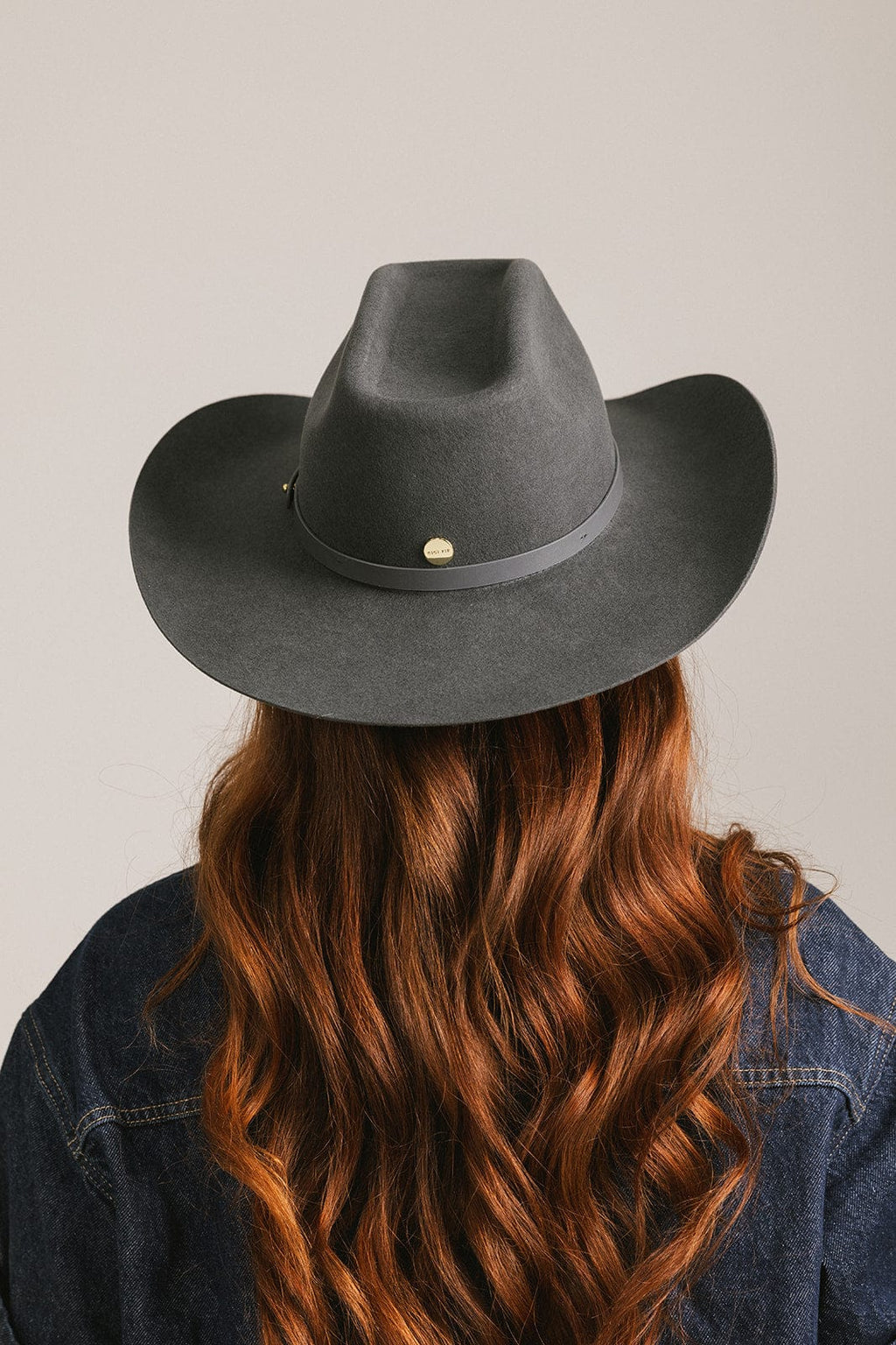 GIGI PIP Shane Women's Felt Cowboy Hat – Brick Top Crown & Upturned Brim | Western Leather Band