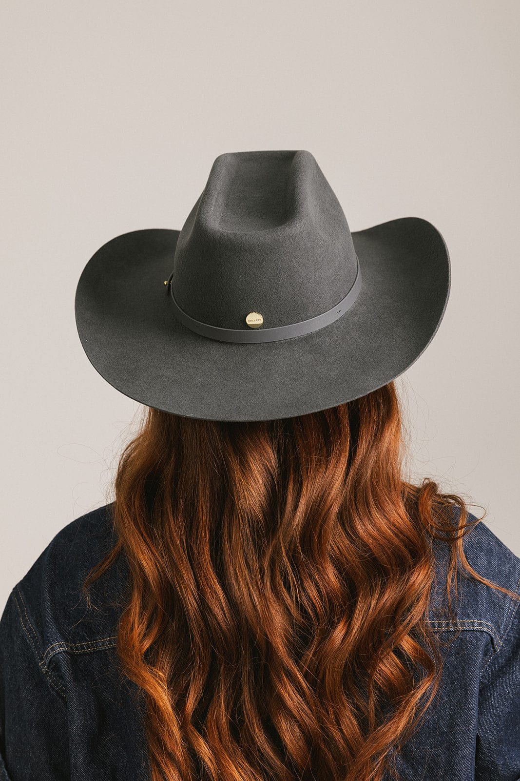 GIGI PIP Shane Women's Felt Cowboy Hat – Brick Top Crown & Upturned Brim | Western Leather Band