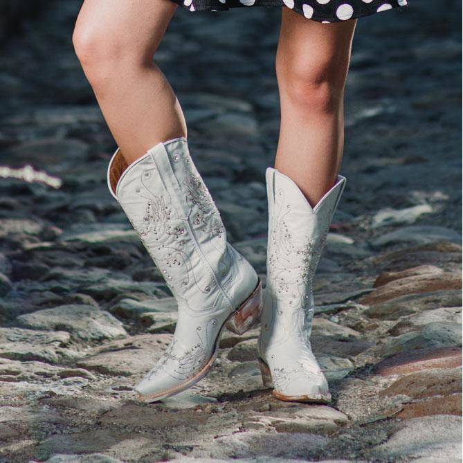 Soto Boots Women's White Rhinestone Embroidered Cowgirl Boot – Wedding Cowgirl Boot | Snip Toe